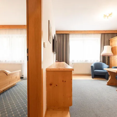 Aparthaus Stubai Apartament *