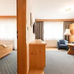 Aparthaus Stubai Appartement *